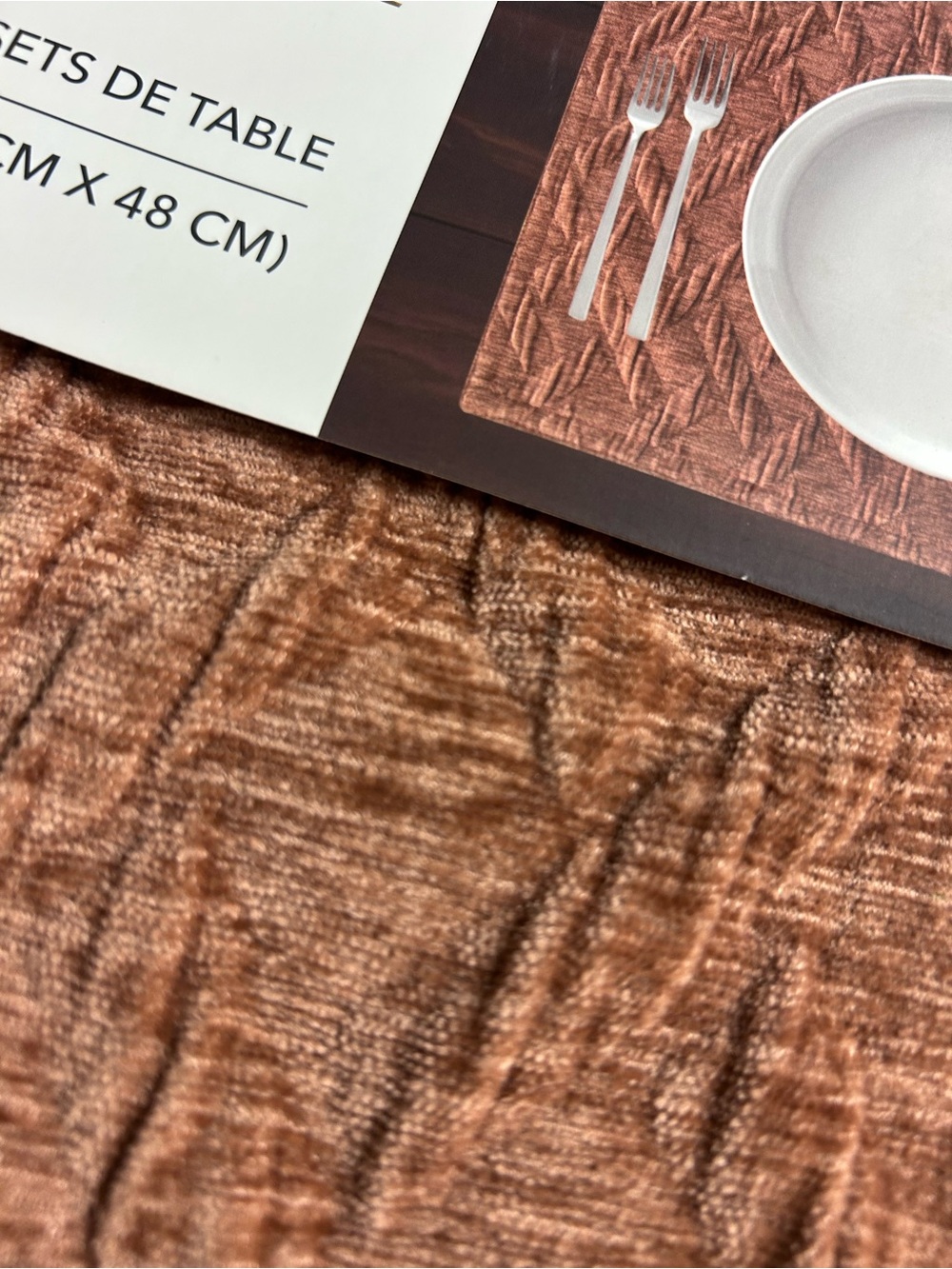 Branch Hill Copper Textured Placemat Set of 4  textured rust fabric NWT - Picture 5 of 10